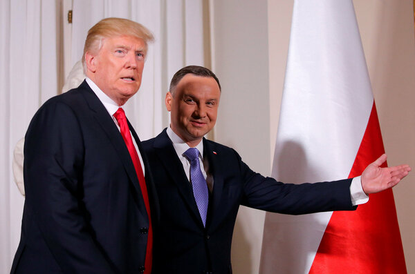 Дональд Трамп и Анджей Дуда. Фото с сайта: Ukraina.ru
