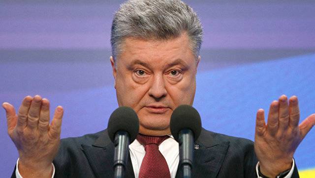 Западу не нужна Украина: в Раде высмеяли Порошенко за правки в Конституции Западу не нужна Украина: в Раде высмеяли Порошенко за правки в Конституции