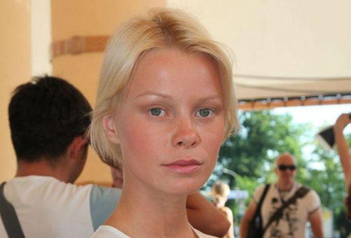 Сильно избитую «Доярку из Хацапетовки» доставили в больницу Сильно избитую «Доярку из Хацапетовки» доставили в больницу