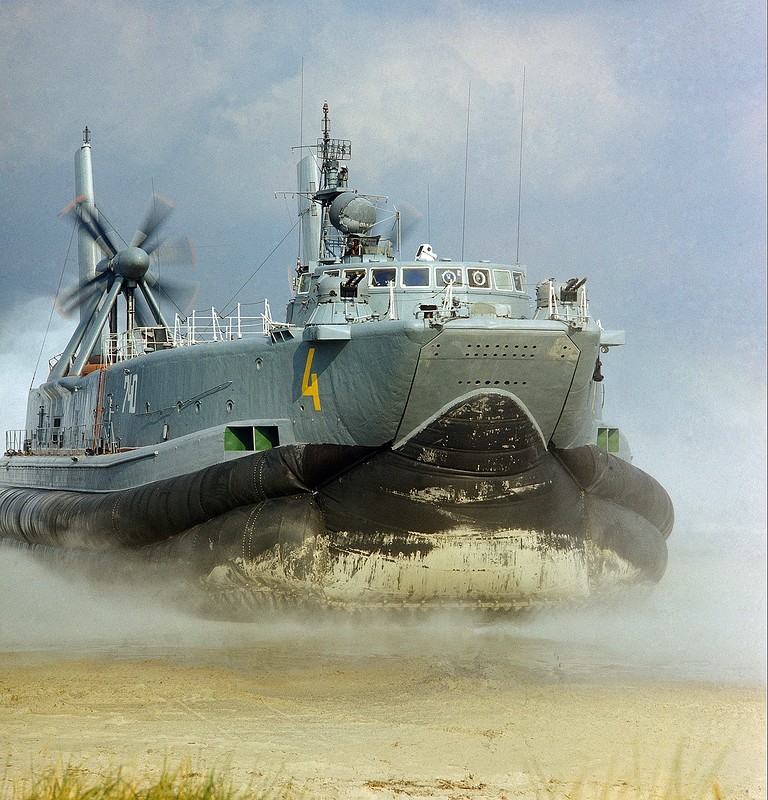 Sowjetisches Luftkissenboot auf der Ostsee bei Peenemьnde