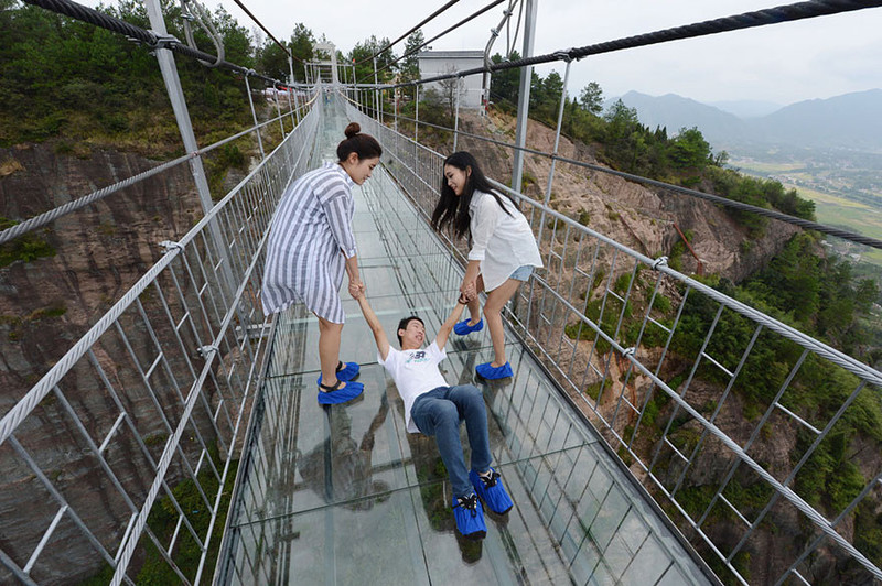 The Glass Skywalk Китай