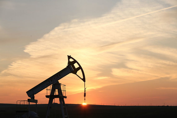 Низкие цены на нефть могут привести ко второй волне кризиса