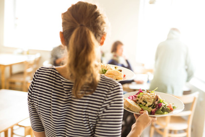 Ученые рассказали о здоровой жизни охранников и грузчиков Ученые рассказали о здоровой жизни охранников и грузчиков