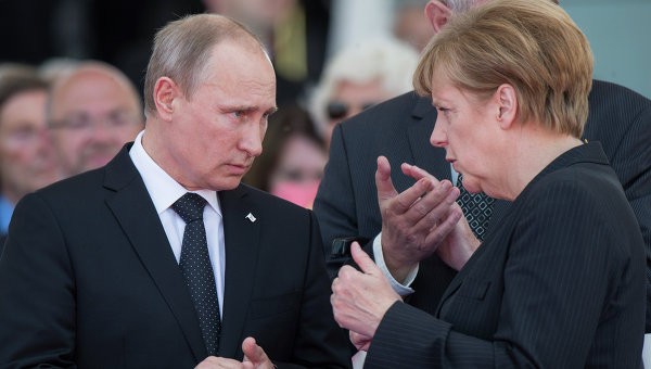 Путин и Меркель обсудили различные аспекты украинского кризиса
