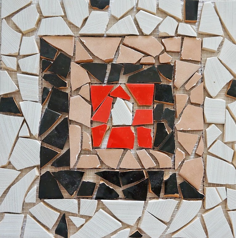 Как сделать мозаику из битых плиток Как сделать мозаику из битых плиток