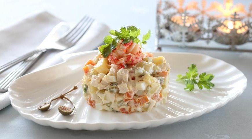 Салат раковыми шейками