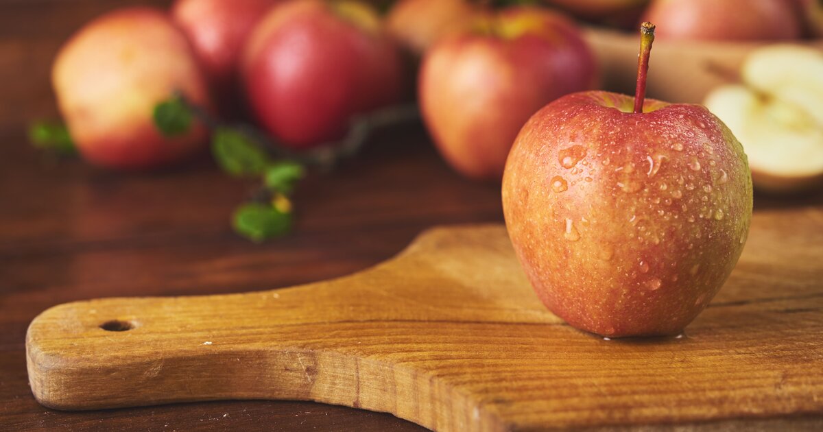 Врач рассказала об изменениях в организме после включения в рацион одного яблока в день