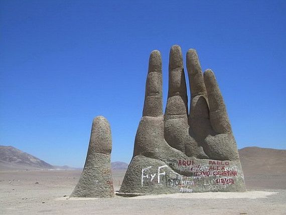 пустыня Атакама - гигантская рука