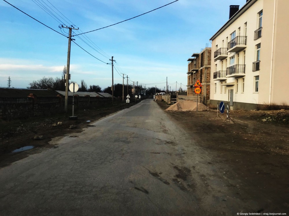Самая "убитая" дорога Севастополя тогда и сейчас Самая "убитая" дорога Севастополя тогда и сейчас