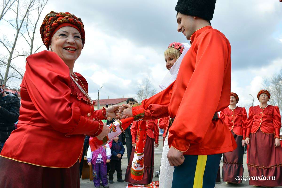 Свадьба в казачьем стиле в селе Тамбовка Амурской области (19)