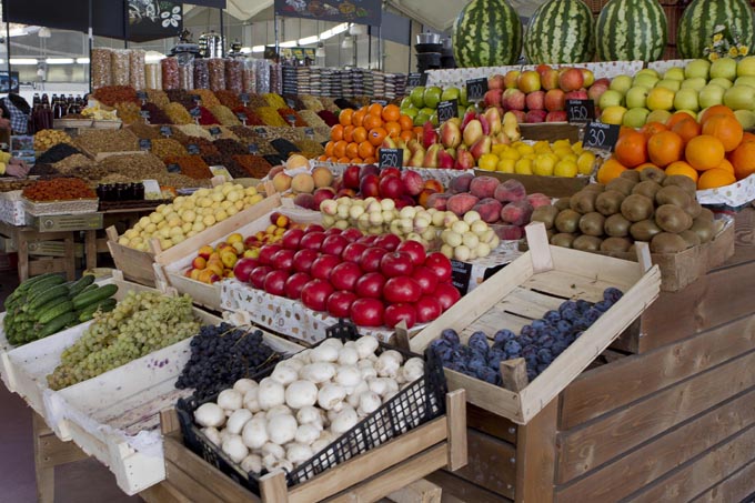 Украина просит Турцию прекратить поставки продуктов в Крым