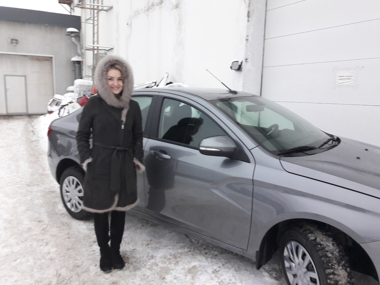 Обзор покраски Плутон для Лада Веста Обзор покраски Плутон для Лада Веста