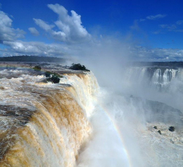 Красивейшие водопады Игуасу