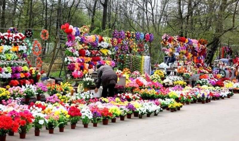 Где Купить Цветы На Кладбище Недорого