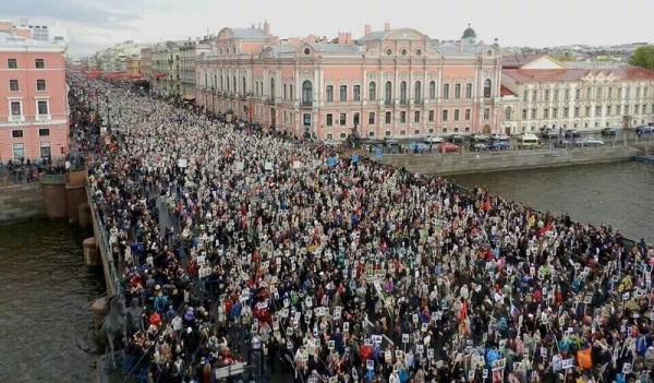 "Бессмертный полк" растоптал все мечты США и Европы о развале России