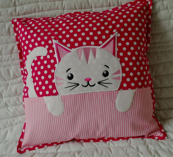 Pillow: 