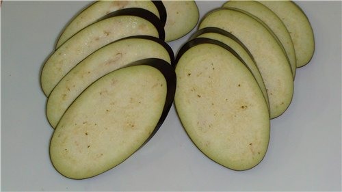 Баклажаны под мясом Баклажаны под мясом