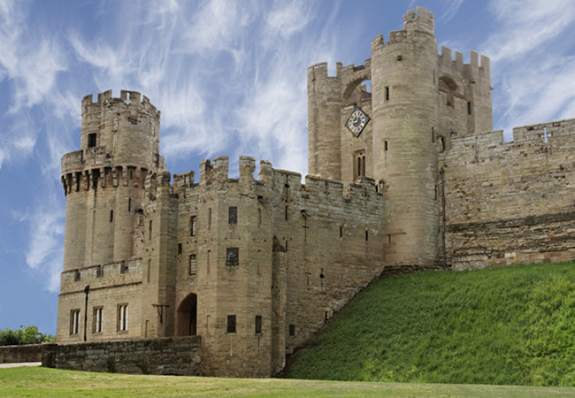 Уорикский замок, Великобритания история, мистика
