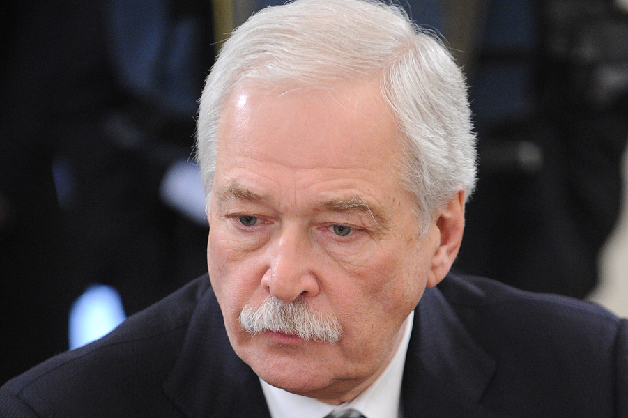 Путин решил, что по Донбассу пора договариваться. В 2016 году хочет закончить