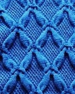 Объемный узор спицами