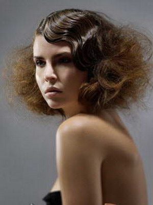 Женские повседневные прически на средние волосы