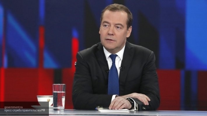 Медведев назвал главное условие заключения газового соглашения между Украиной и Россией