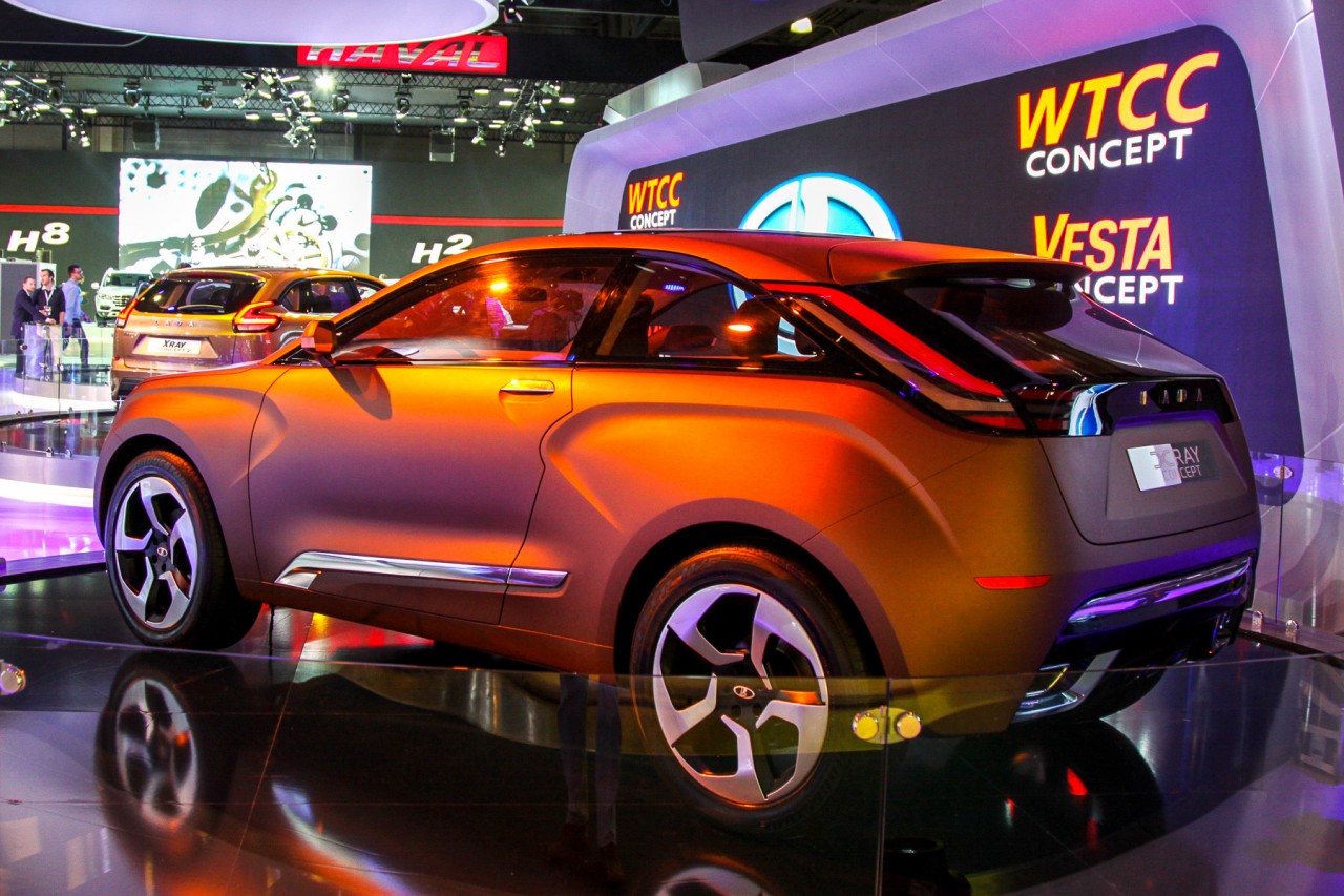 Новый кроссовер Lada испытывают в Германии Новый кроссовер Lada испытывают в Германии lada xray, ваз, лада