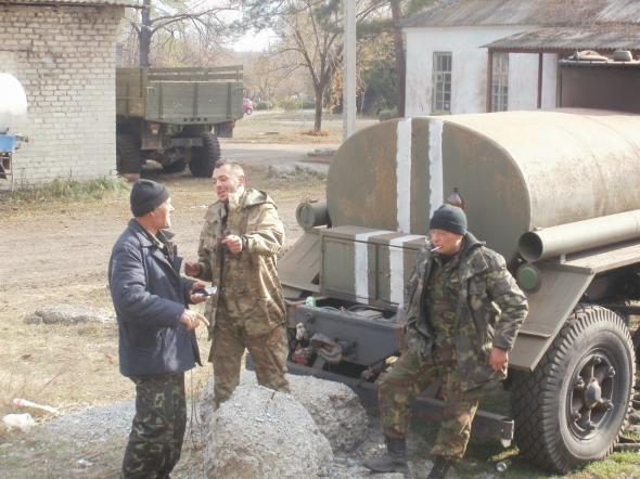 Быт украинских солдат на примере отдельно взятого подразделения.