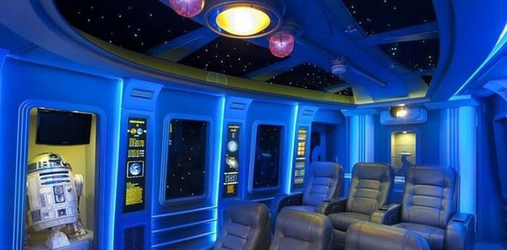 Домашний кинотеатр с интерьером космического корабля дизайн, интерьер, кино, компьютерные игры