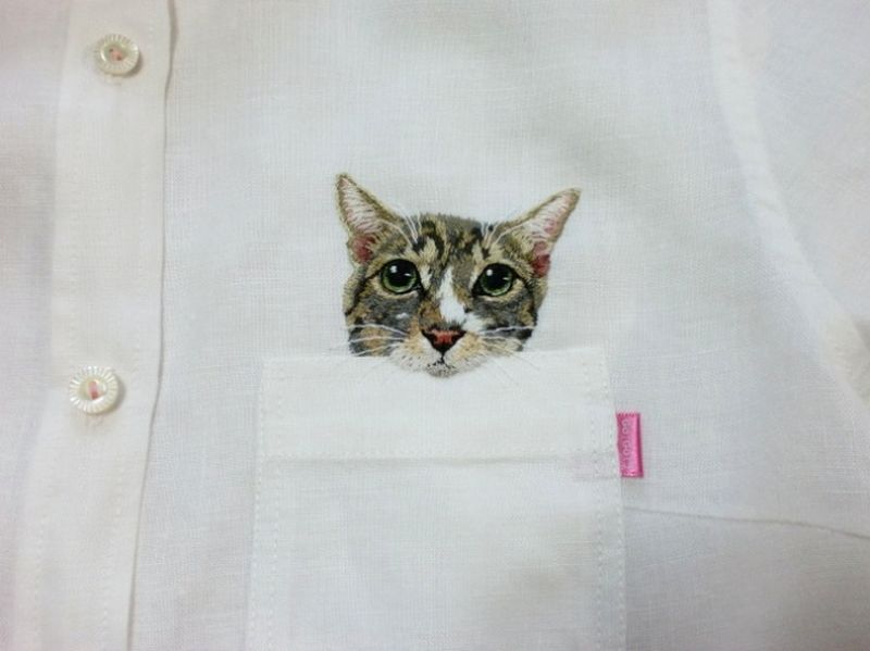 Котики в карманах (вышивка на рубашках)