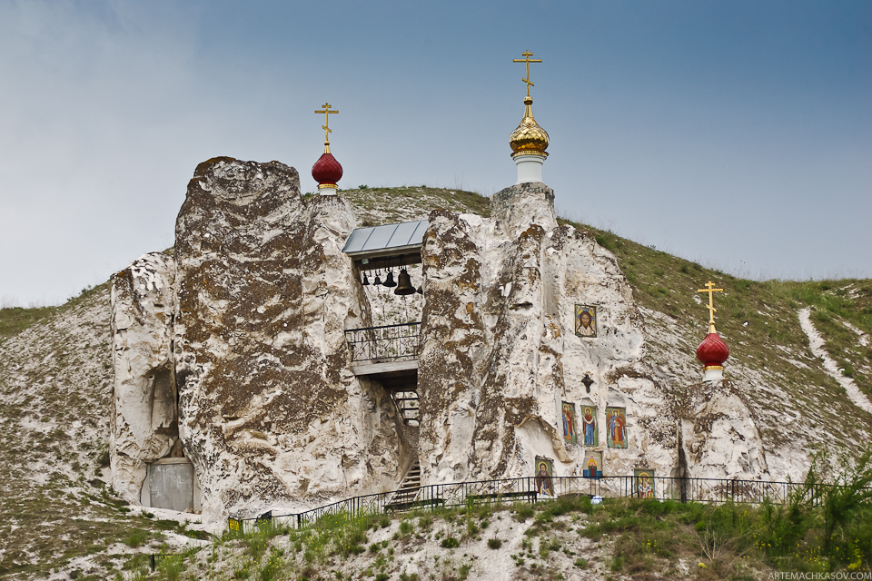 Пещерные храмы д.Костомарово