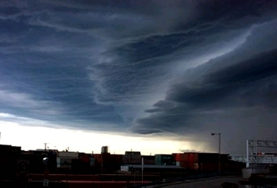 Предвестник бури - предупреждение