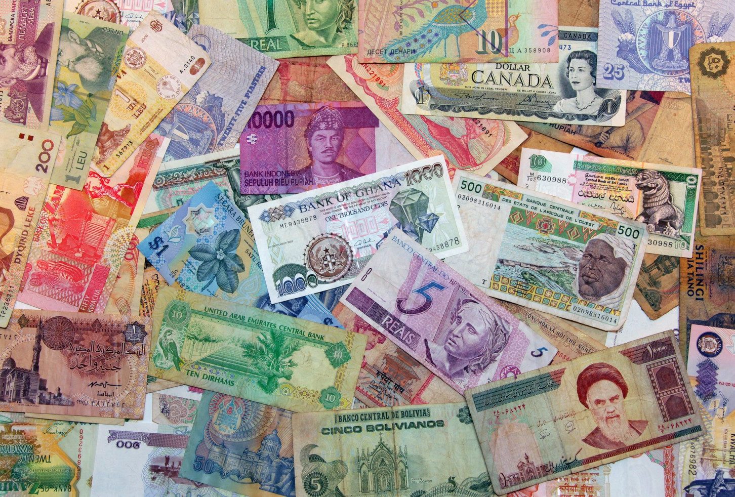 Деньги разных стран мира