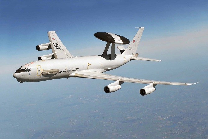 Американский самолет АВАКС наводил турецкие ВВС на наш Су-24 Американский самолет АВАКС наводил турецкие ВВС на наш Су-24