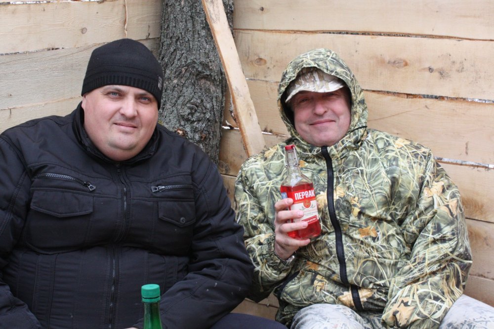 Гуси, диван, баня - и все это под самогоночку с салом! Гуси, диван, баня - и все это под самогоночку с салом!