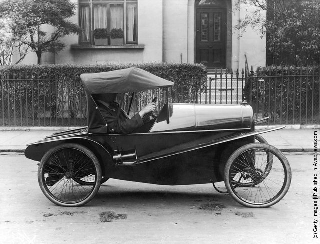 Езда по улице (1916). Транспортные средства, автодизайн, история, ретро фото