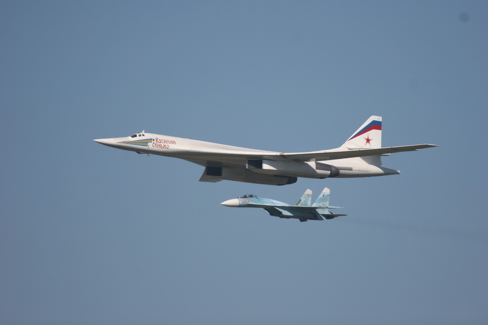 В Венесуэлу прилетели два стратегических бомбардировщика Ту-160