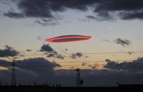 23 самых необычных природных явления ufo clouds2 23 самых необычных природных явления
