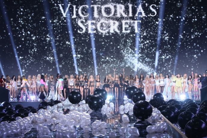 Шоу-показ Victoria’s Secret 2014-2015