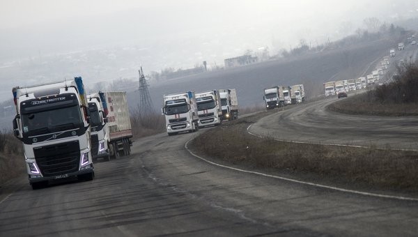 МЧС России: доставка в Донбасс гумпомощи успешно выполнена МЧС России: доставка в Донбасс гумпомощи успешно выполнена