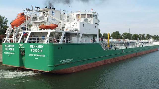 Украина оправдывает блокировку российского танкера в Херсоне заботой об экологии