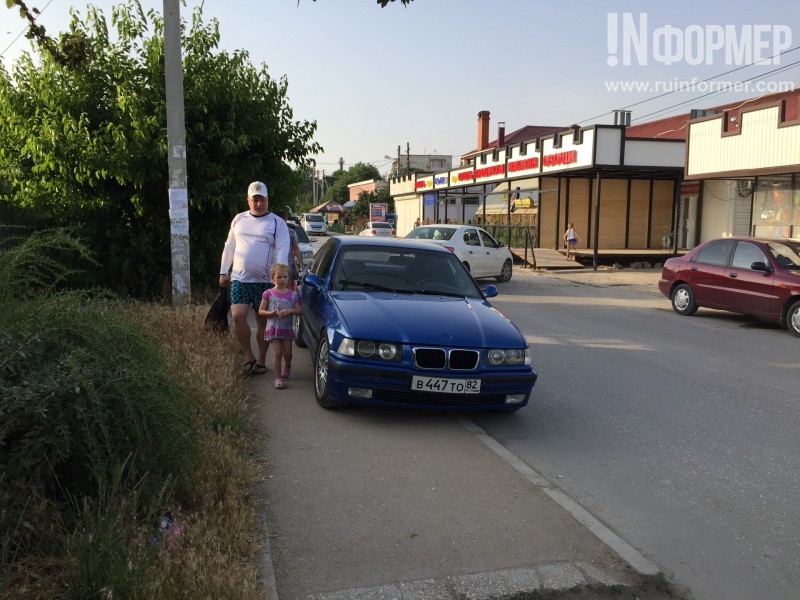 В Севастополе ждут смерти ребёнка под колёсами? (фото)
