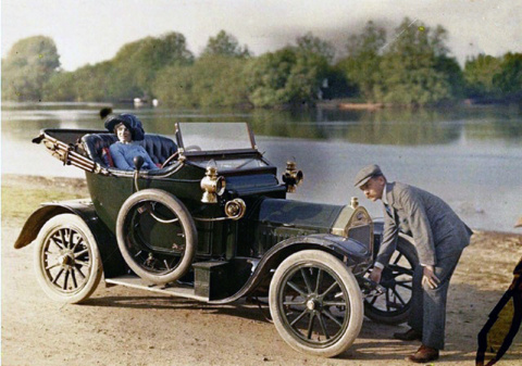 В какие цвета красили автомобили в начале XX века