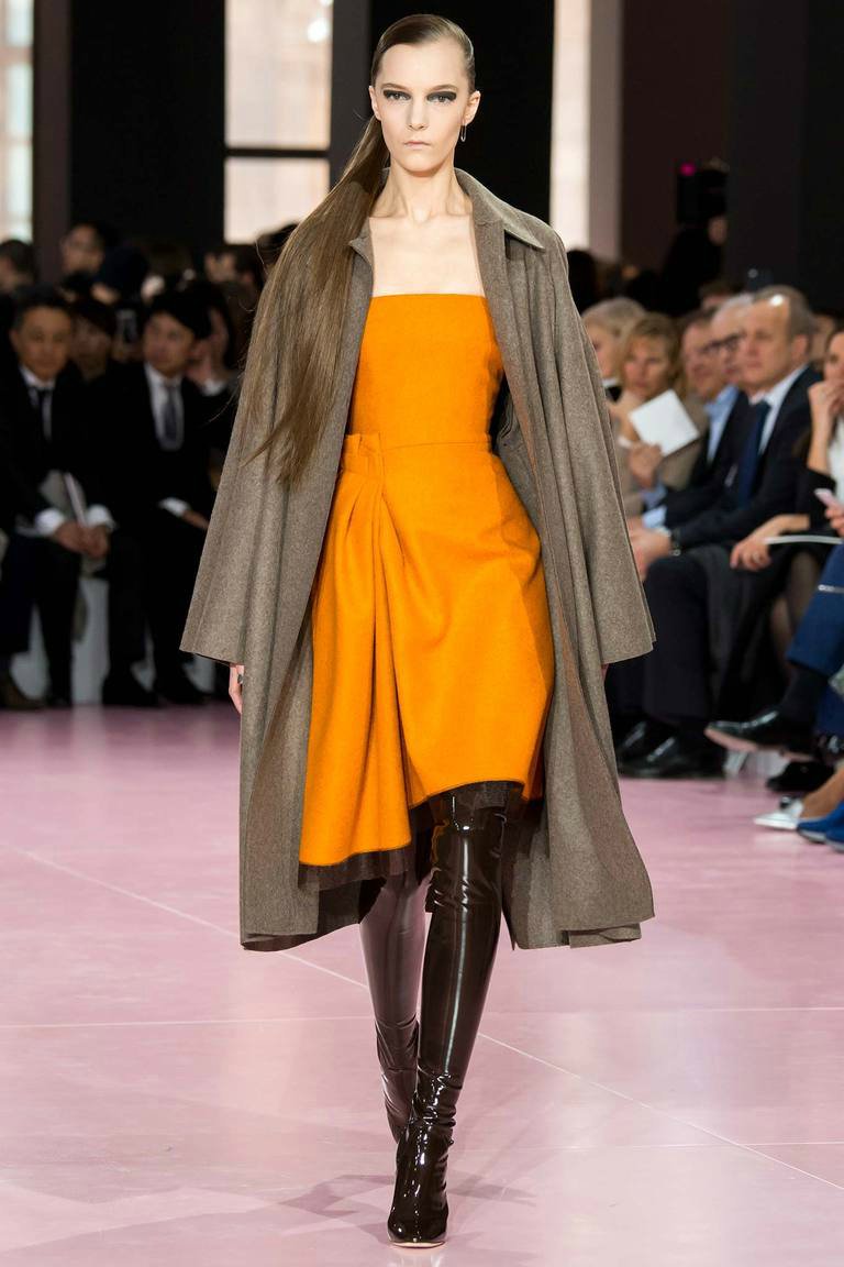 CHRISTIAN DIOR ОСЕНЬ-ЗИМА 2015/2016 CHRISTIAN DIOR ОСЕНЬ-ЗИМА 2015/2016