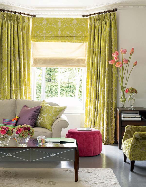   .      Laura Ashley