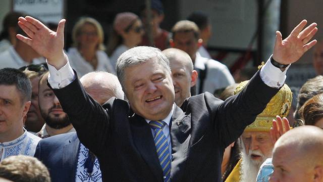 Порошенко мечтает о 100 миллиардах Порошенко мечтает о 100 миллиардах