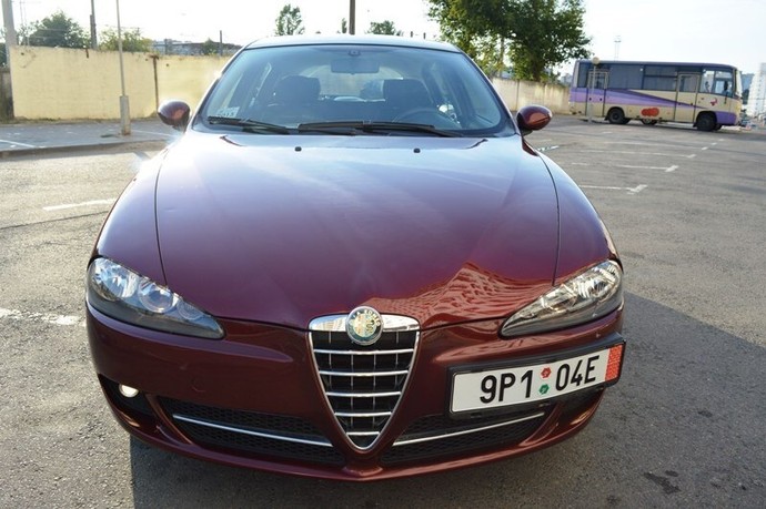 АВТОПОХВАСТУШКИ. Alfa Romeo 147: мы ведь любим итальянские вещи... АВТОПОХВАСТУШКИ. Alfa Romeo 147: мы ведь любим итальянские вещи...