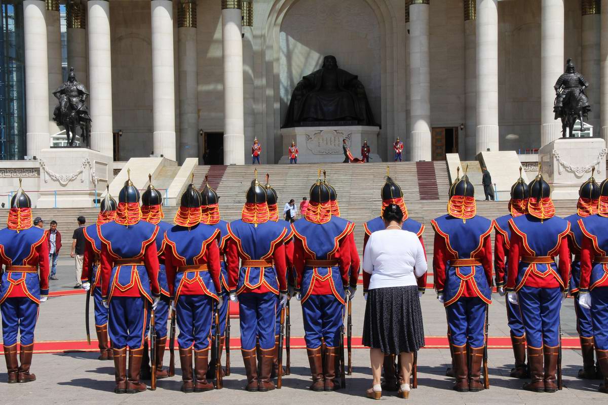 Наследники Чингиз-хана: монгольская президентская гвардия (11)