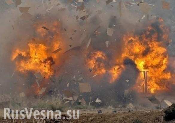 В районе Донецкого аэропорта подорвалась БМП ВСУ, есть жертвы (ВИДЕО) | Русская весна