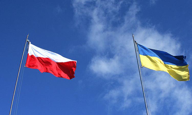 Польшу призывают вернуть Западную Украину себе